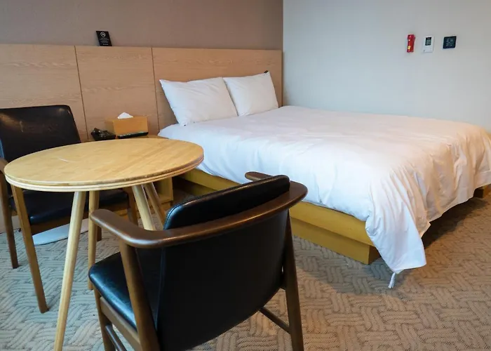 Lumia Tourist Hotel Seúl