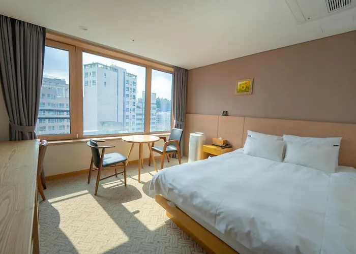 Hotel Lumia Tourist Seúl