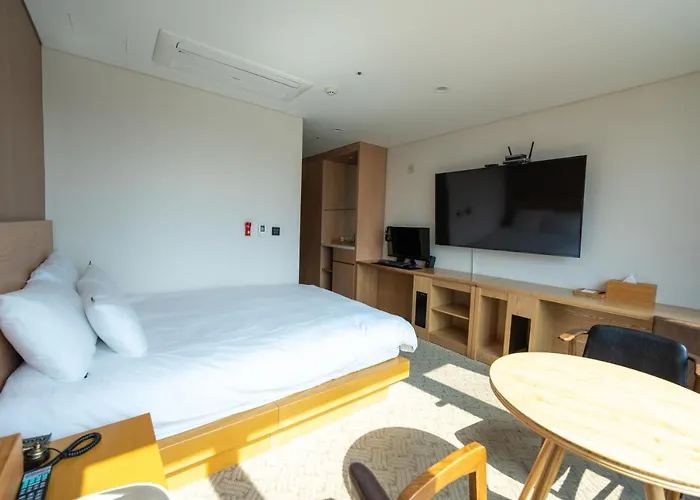 Hotel Lumia Tourist 3*
